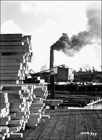 Sawmill in operation, 1940